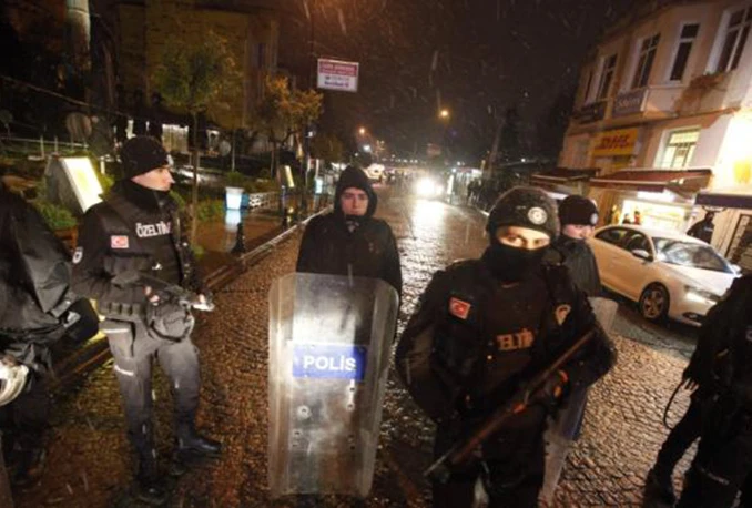 Pucnjava u džamiji u Istanbulu, ima ozlijeđenih