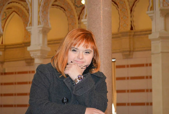 Azra Dedić, prva zaposlena osoba s Down sindromom u BiH