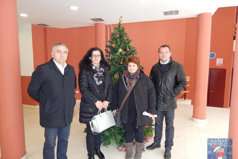 Dodijeljena novčana potpora potrebnima od Ramljaka iz Austrije