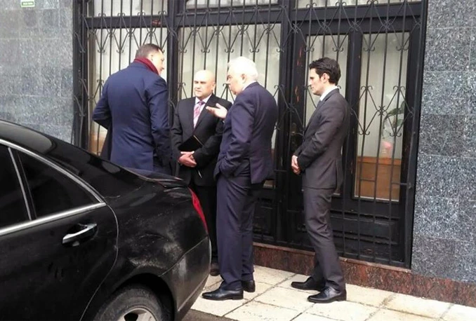 Dodik stigao u Sarajevo i podnio zahtjev za redovnu vizu