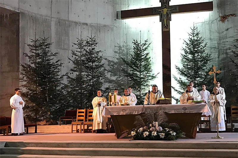 Božićna čestitka hercegovačkog provincijala fra Miljenka Šteke
