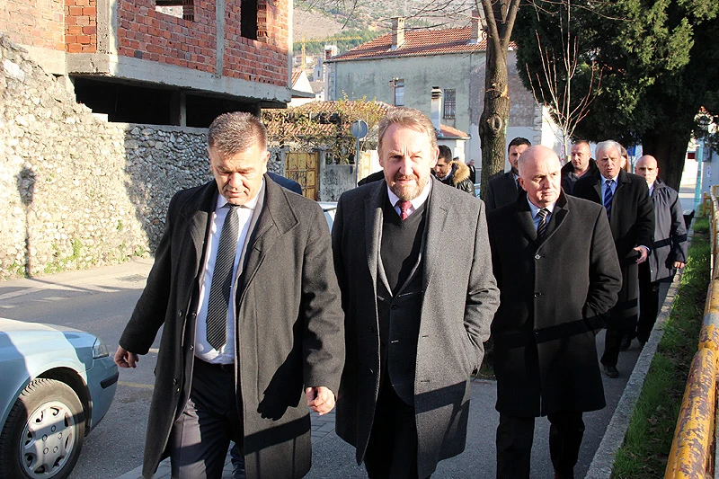 VIDEO | Izetbegović u Mostaru: Neka se drugi potrude, Bošnjaci neće