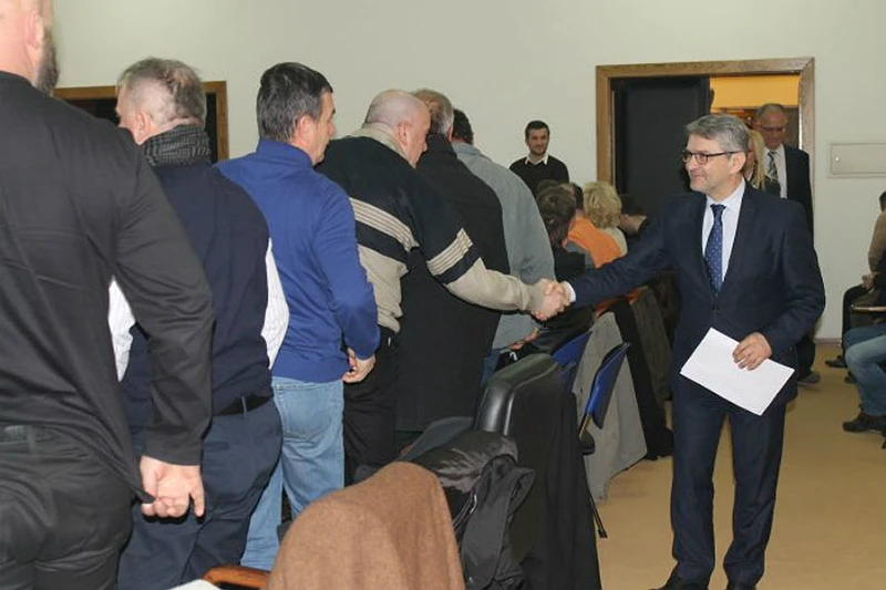 Zapošljavanje: Potpisani ugovori vrijedni 489.000 KM
