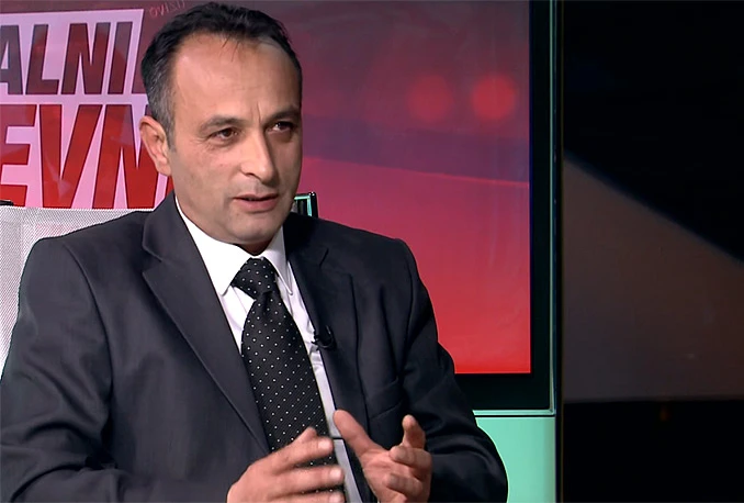 VIDEO | Romi iz Zavidovića ustali protiv Redže Seferovića jer se prodao SDA