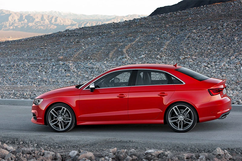U Mostaru ukraden Audi A4 