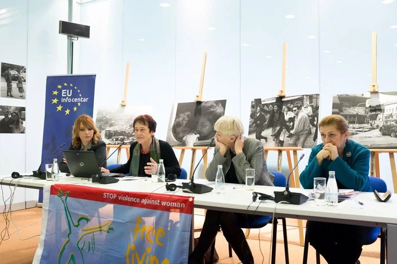 Rodni stereotipi čak i u školskim udžbenicima