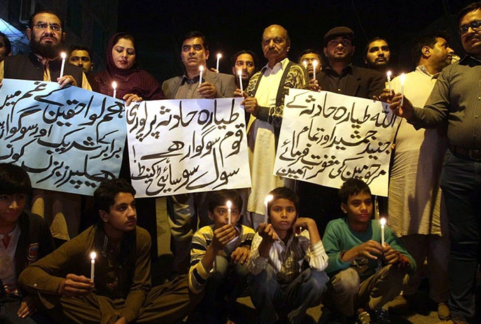 Pakistan: Nitko nije preživio pad aviona