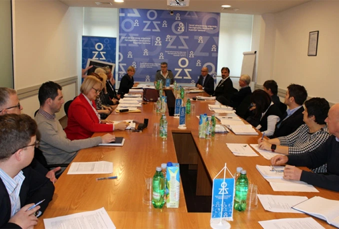 SDA tvrdi kako je sjednica Upravnog odbora Zavoda zdravstvenog osiguranja održana nelegalno