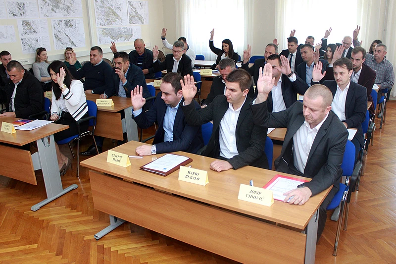 Široki Brijeg: Svečanom prisegom vijećnici preuzeli dužnost