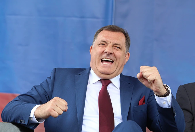 Dodik: Poštovati Dayton i vratiti 83 nadležnosti otete RS