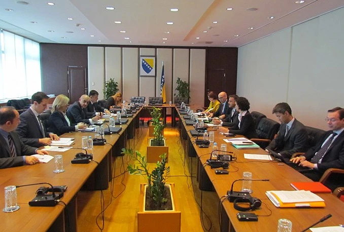 Tri ministra financija s predstavnicima MMF-a