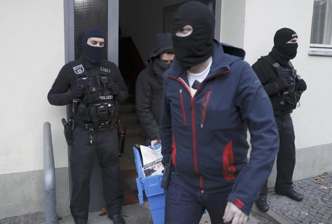 Njemačka policija pretresla džamije i 200 stanova zbog organizacije DWR