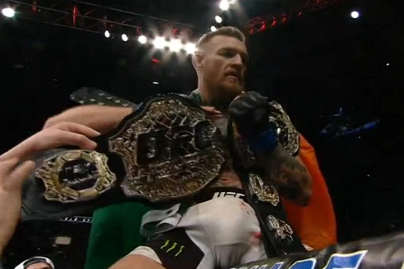 McGregor ušao u povijest nokautiravši Alvareza u drugoj rundi!