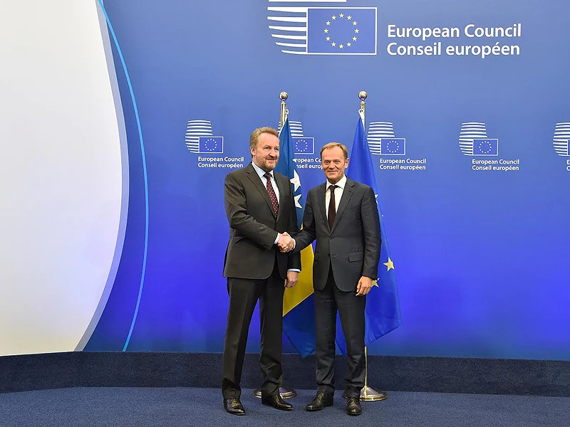 Tusk čestitao Izetbegoviću na napretku Bosne i Hercegovine