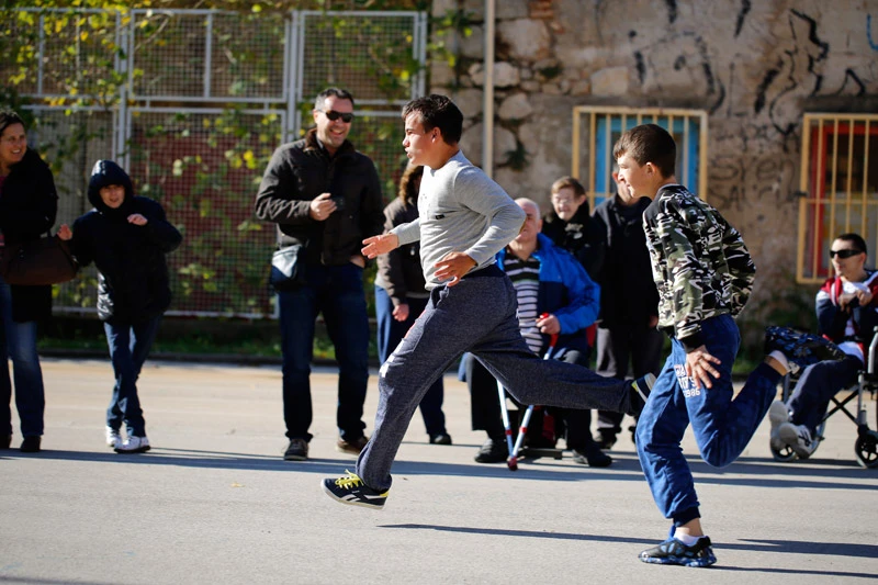 Mostar: Održan kros za djecu s posebnim potrebama