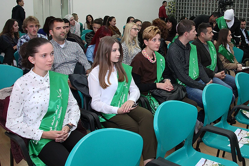 Kralj Fahd: Polaznicima tečaja uručene diplome