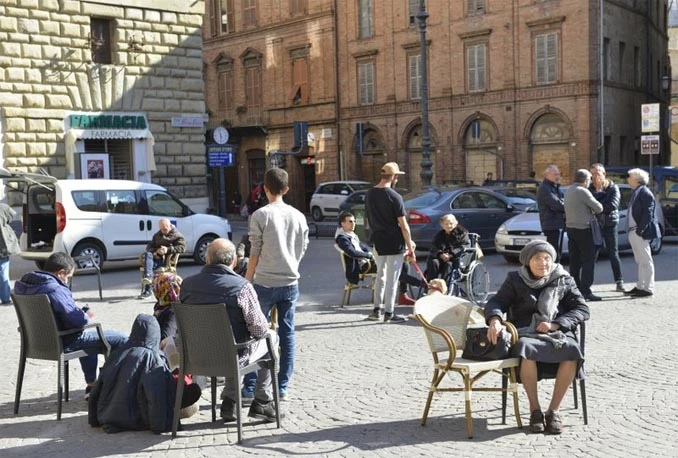 Italija nakon potresa: Na tisuće građana noć provelo pod otvorenim nebom