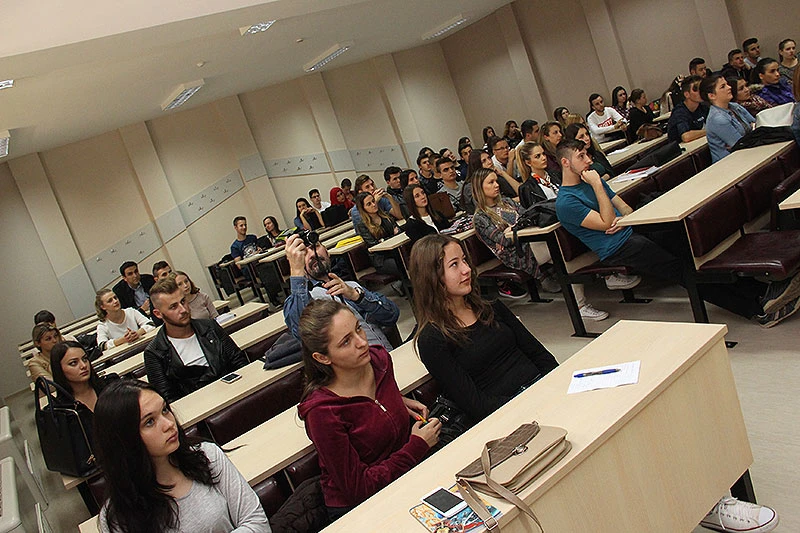 Mostarskim studentima predstavljena baza javnih financija