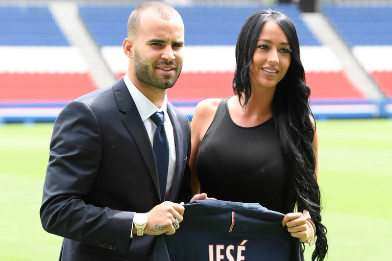 Jesé odredio svojoj djevojci limit potrošnje na kartici