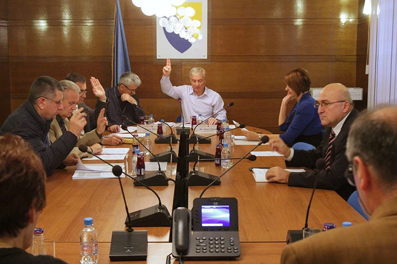 Stolac opet pao, traži se postupak za izgrednike