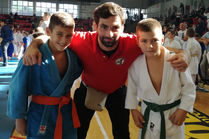 Zapažen nastup JK Hercegovac u Makarskoj i na Braču