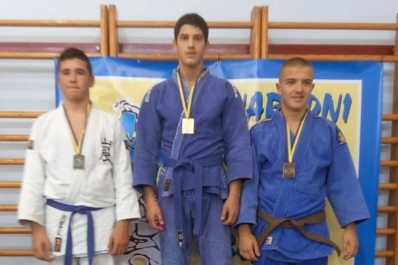 Srđan Ajvaz i Vesna Vukoja osvojili četiri zlatne medalje