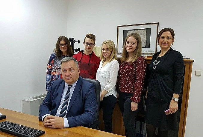 I mostarski srednjoškolci sudjelovali u socijalnom danu