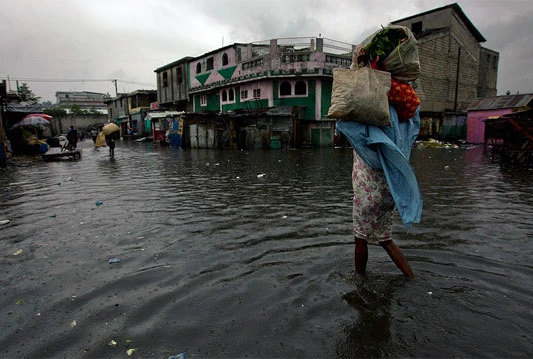 Humanitarna katastrofa: Ban Ki-moon na Haitiju obilazi područja stradala u uraganu