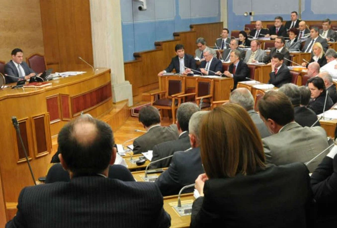 Na parlamentarnim izborima u Crnoj Gori u fokusu članstva u NATO-u i EU-u