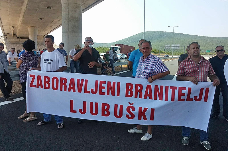 Branitelji blokirali Bijaču
