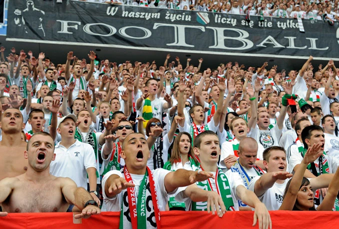 Legia i Real pred praznim tribinama