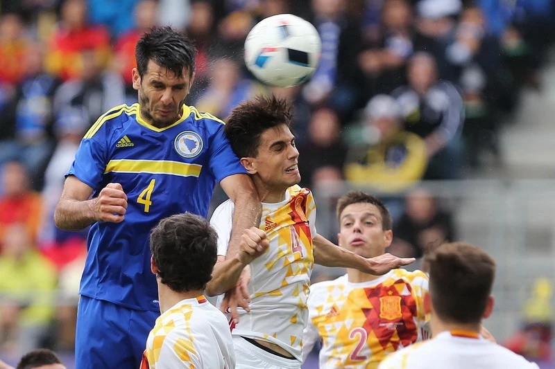 Zmajevi pod imperativom protiv Cipra