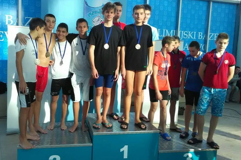 Klub vodenih sportova Orka ekipno treći na Sharks Kupu 2016.