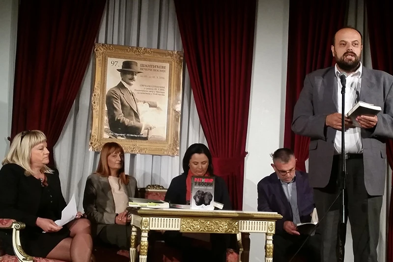 Promovirana antiratna knjiga koju bi trebali svi pročitati