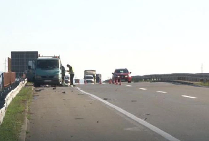 Kamionom pokosio radnike na autocesti