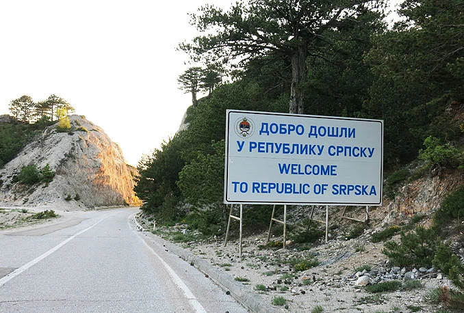 Otvorena birališta: Srpska odlučuje o Danu RS
