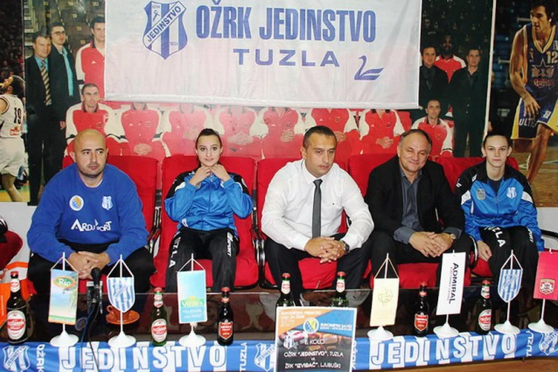 Rukometašice Jedinstva žele startati pobjedom protiv Izviđača