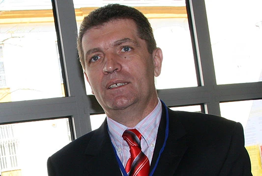 Umro Veso Vegar
