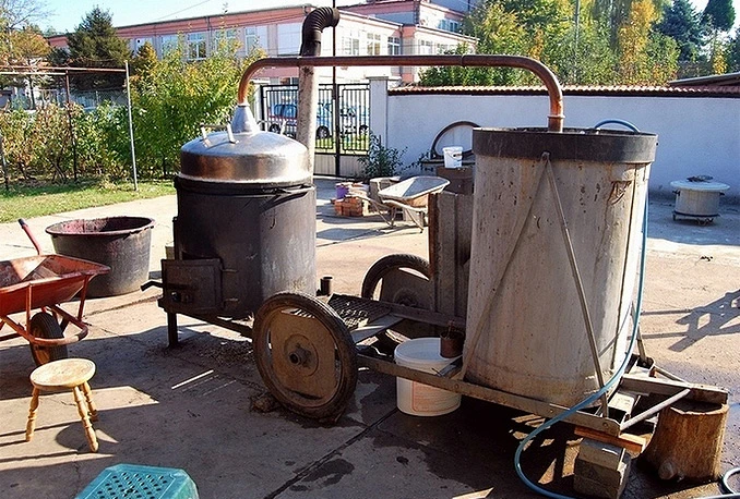 BiH odgovara EU: Kako pravimo rakiju, koji brodovi plove unutar BiH...