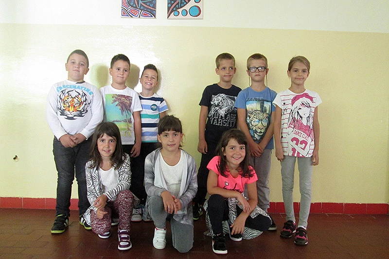 Tri generacije trojki u OŠ Ivana Gundulića Mostar