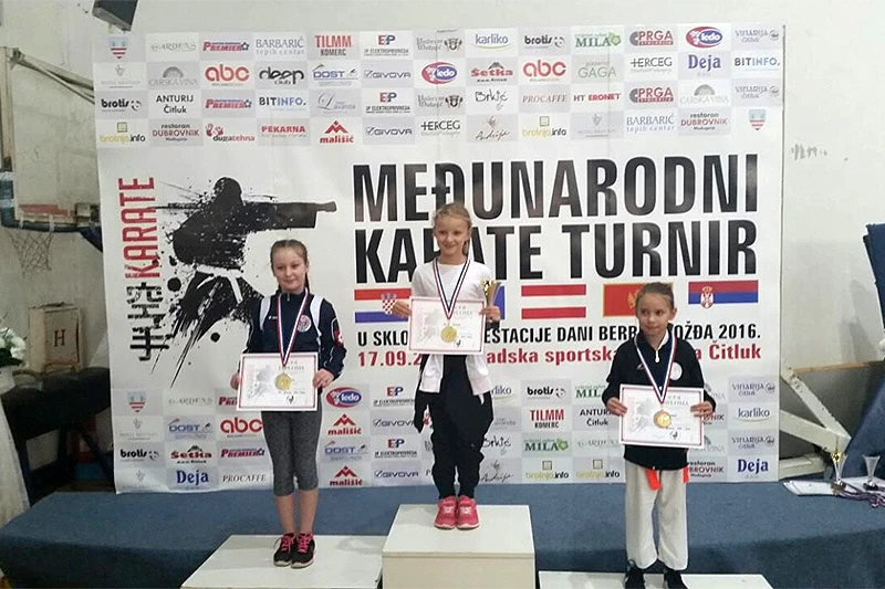 Šest odličja za karataše Zrinjskog na DBG Openu