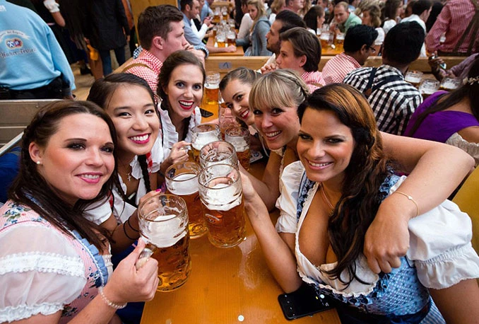 'Bačva je načeta': Počeo 183. Oktoberfest