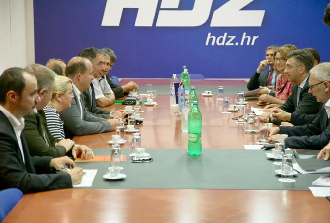 Plenković: Želimo potporu svih nacionalnih manjina