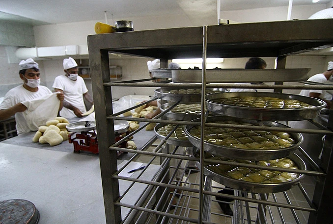 Baklava: Tradicionalni simbol Bajrama koji se proizvede u tonama