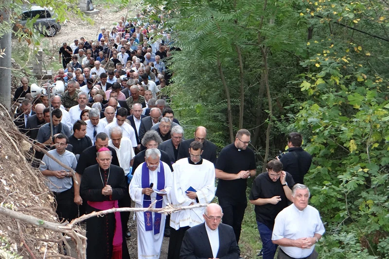 Grabovica: I danas se traga za šesnaest osoba, a neke su samo djelimično pronađene