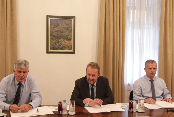 Koalicija za stolom: Među liderima ponovno cvjeta ljubav