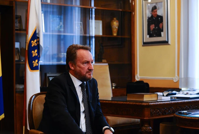 Izetbegović poslao pismo: Počeo se rušiti mir u BiH