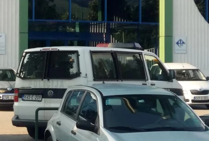 Policijska akcija zbog zapošljavanja u javnim poduzećima: Uhićen direktor Elektroprivrede