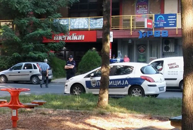 Nakon višesatne opsade: Uhićen muškarac u bloku 45
