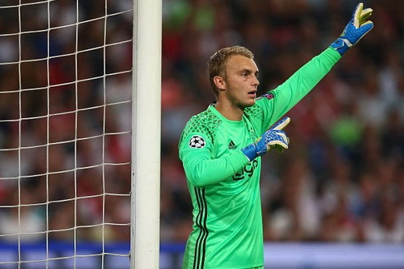Barca se pokrila za odlazak Brava: Jasper Cillessen novi vratar